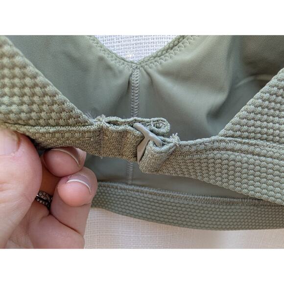 Lululemon Women's Waterside Honeycomb V Swim Top Size Large Sage Green - Picture 5 of 8